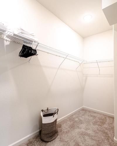 06-Main-Closet-6563-E-Tobey-Ave-11